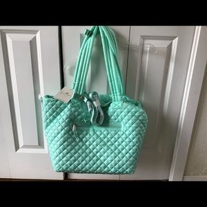 Oliver Thomas-Peloton kitchen sink tote